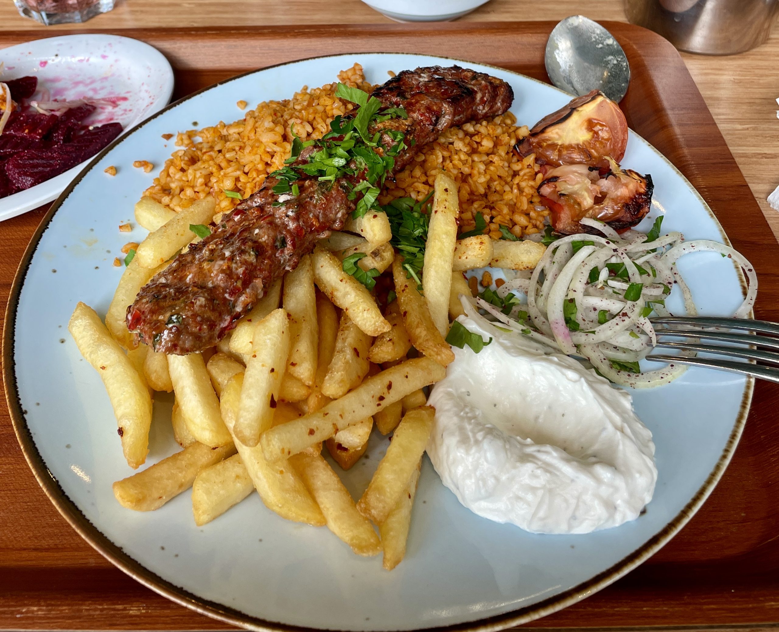 Kolgrill , Pizza , Festlokal
